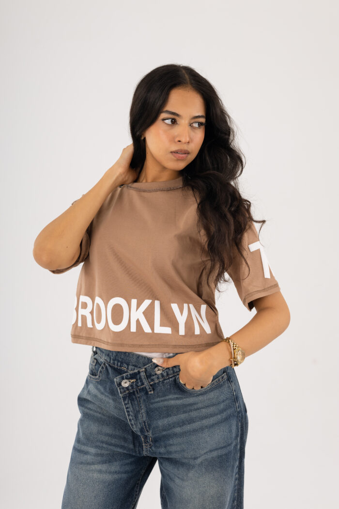 Brooklyn Vibes – Printed Crop T-shirt - Image 10