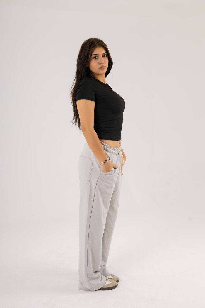 Wide-Leg Basic Sweatpants - Image 10