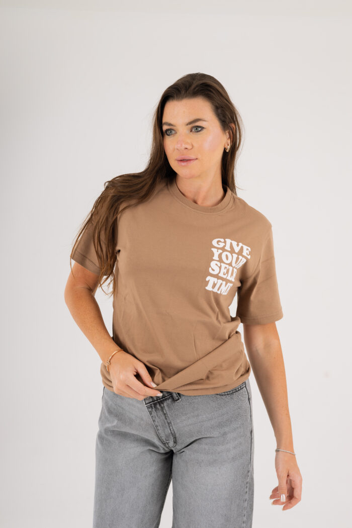 Printed Give T-shirt - Image 13