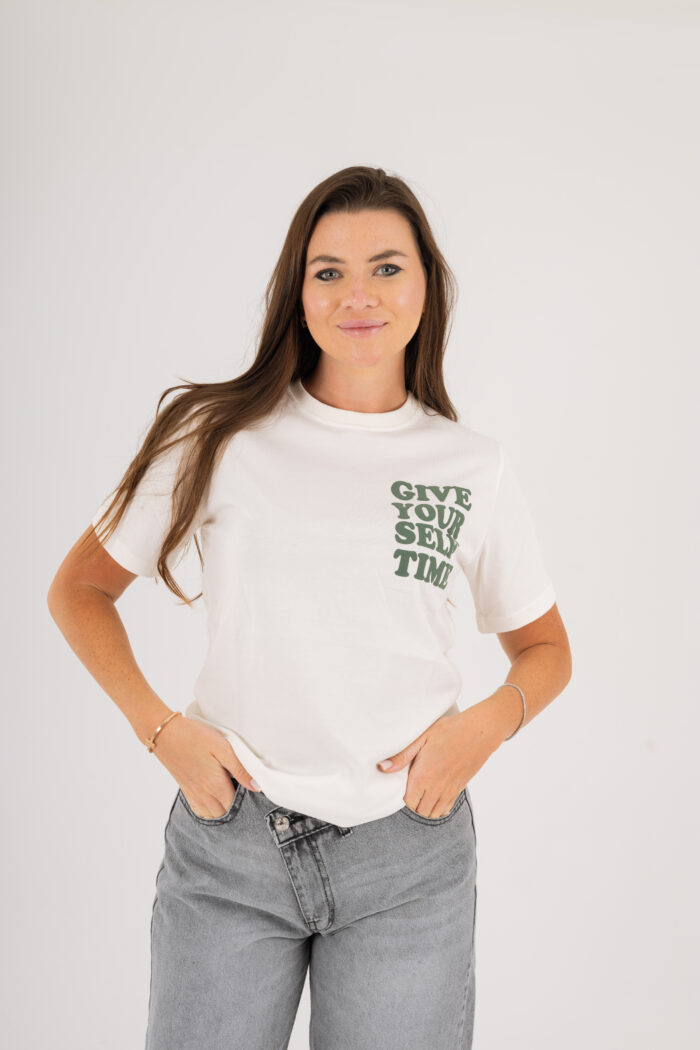 Printed Give T-shirt - Image 11