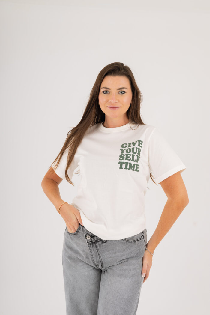 Printed Give T-shirt - Image 17