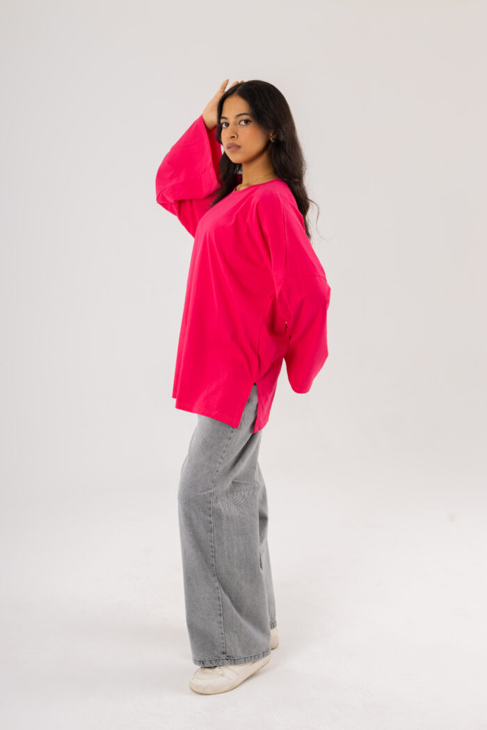 Over Size BasicT-shirt with long sleeves - Image 7