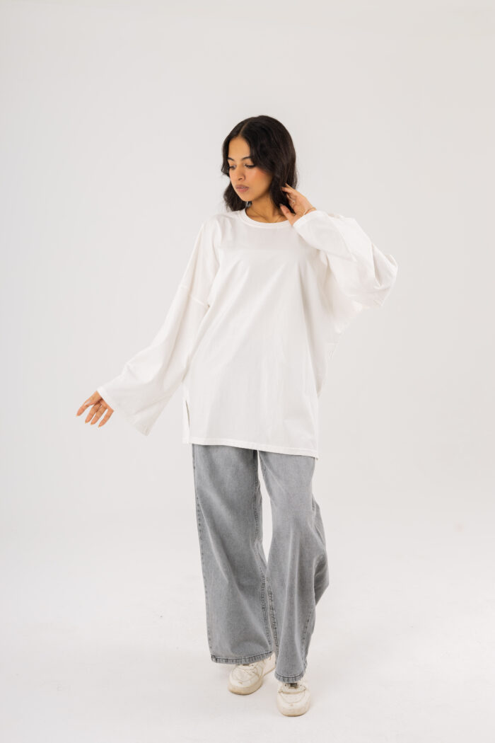 Over Size BasicT-shirt with long sleeves - Image 18